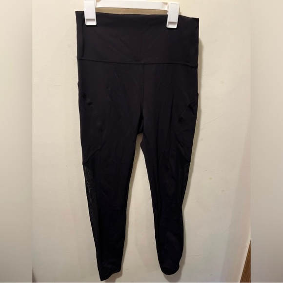 Lululemon everlux 28” mastered motion pocket leggings with mesh sz 10 - Picture 7 of 10